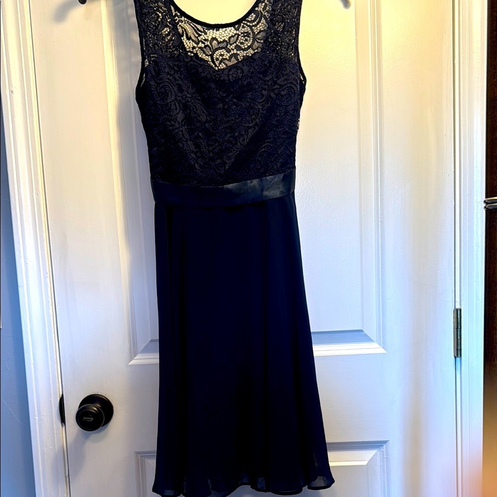 Set of 2 Elegant Blue and Green Sheath Midi Dresses. zipper back and satin tie